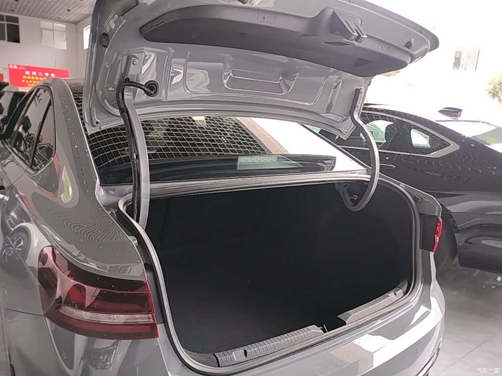 Volkswagen Lavida, 2023 19