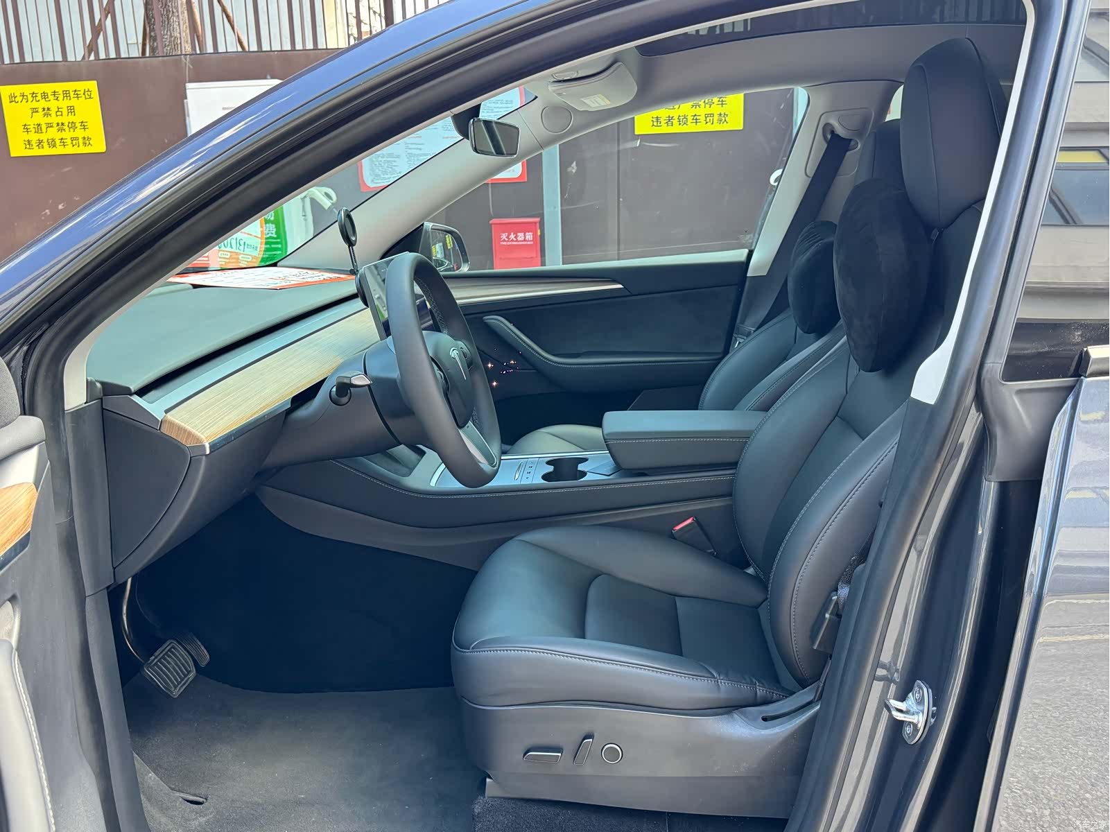 Tesla Model Y, 2022 6