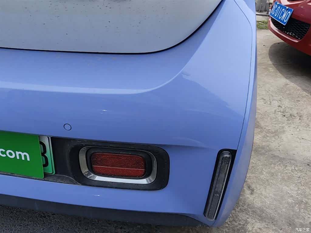 Wuling KiWi, 2024 8