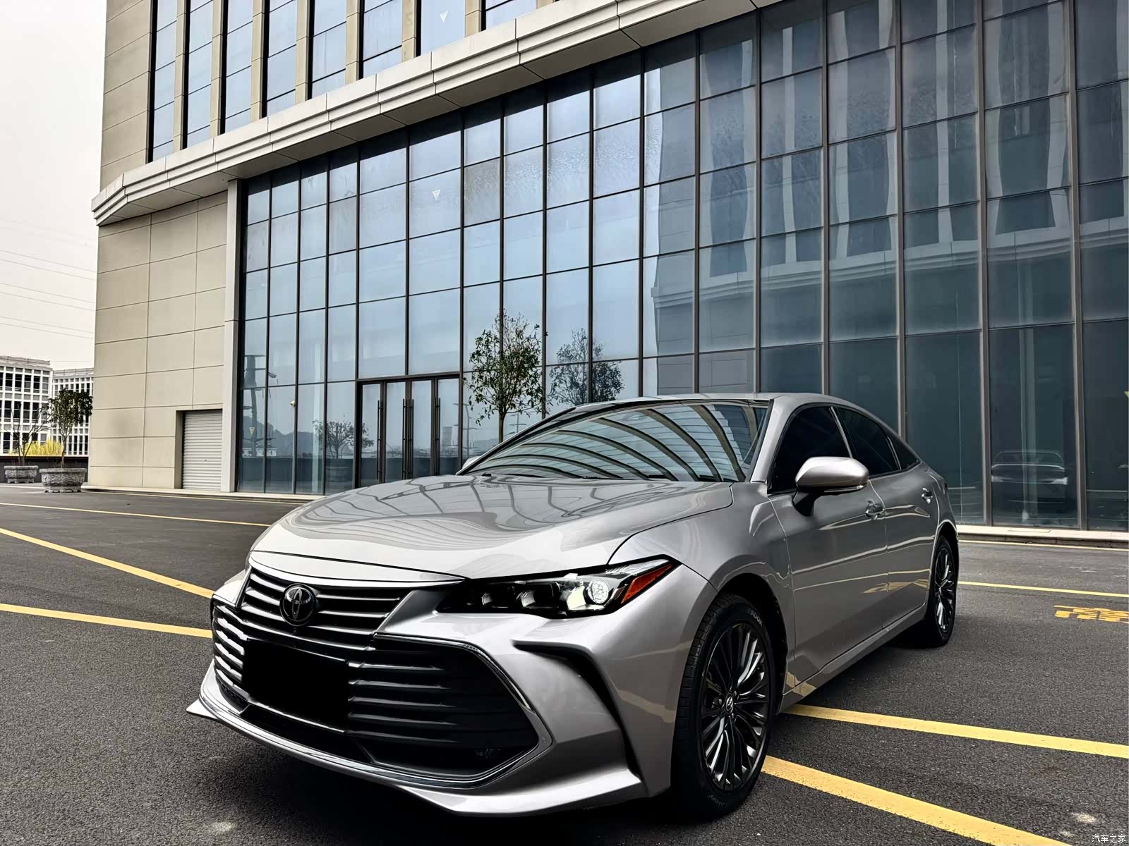 Toyota Avalon, 2020 3