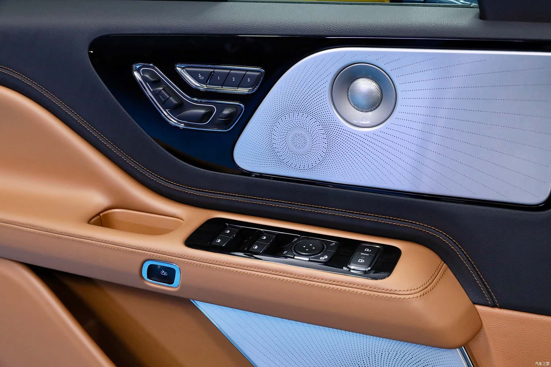 Lincoln Aviator, 2020 25