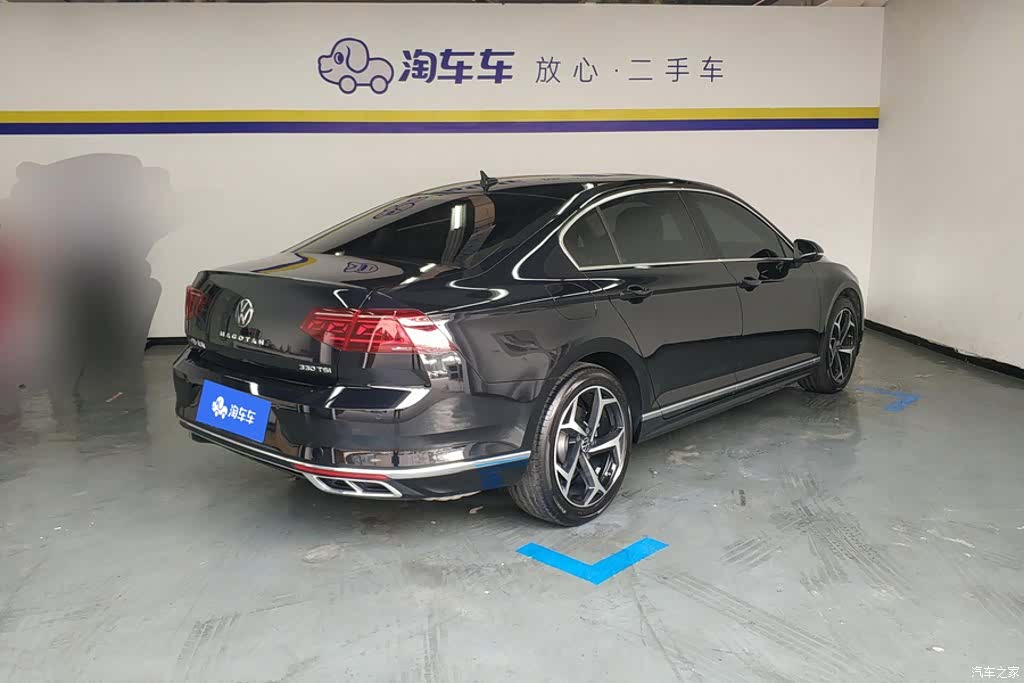 Volkswagen Magotan, 2025 3