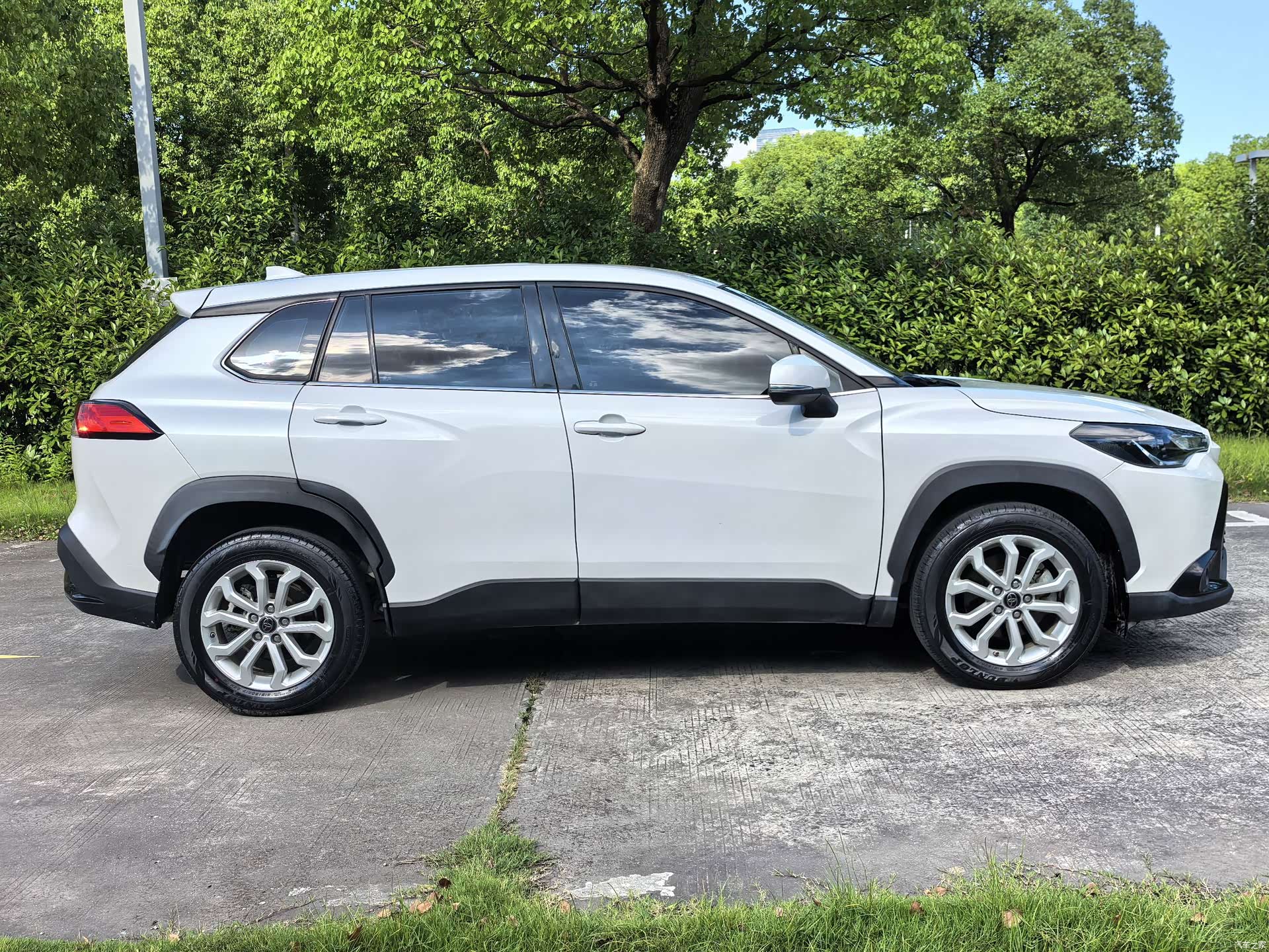 Toyota Frontlander, 2022 16