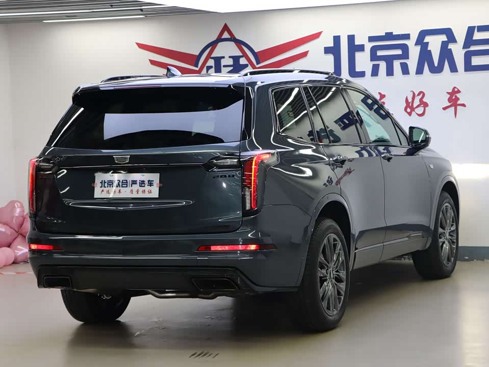 Cadillac XT6