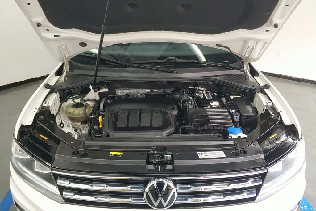 Volkswagen Tiguan L, 2021 10