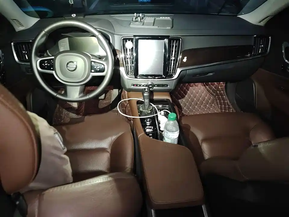 Volvo S90 Volvo S90