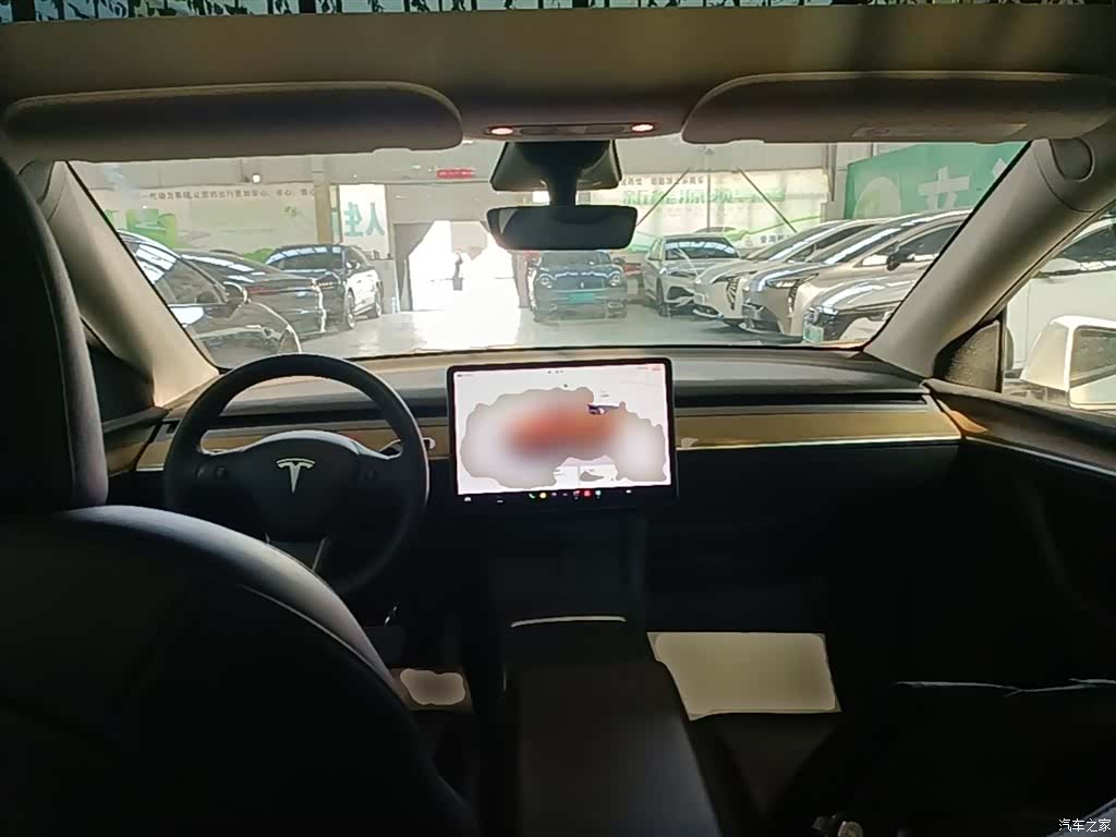 Tesla Model Y, 2023 10