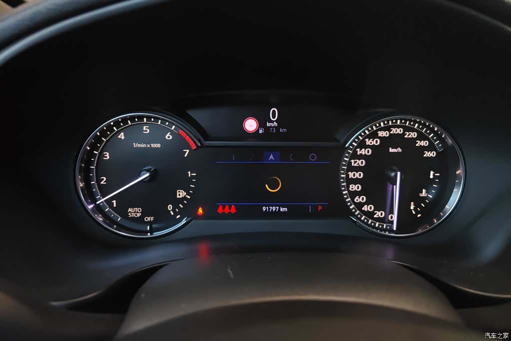 Cadillac XT4, 2019 14