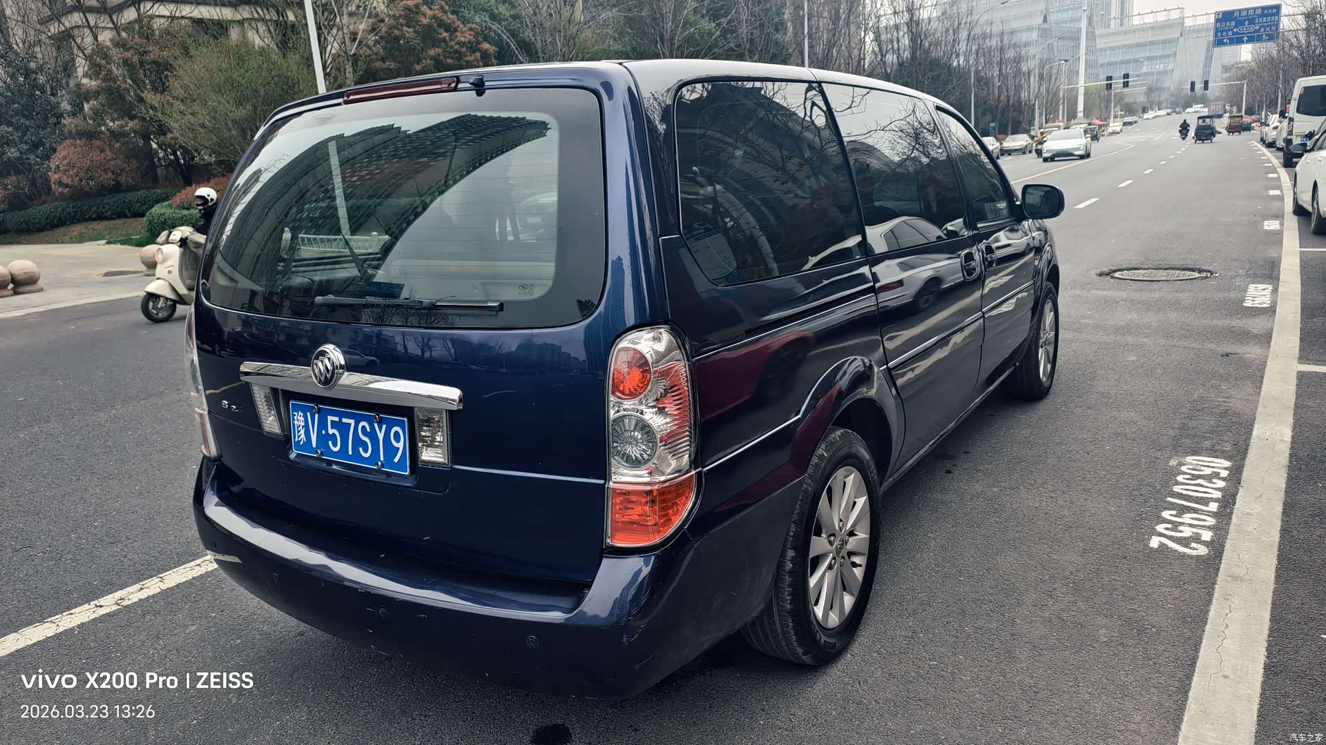 Buick GL8, 2015 6