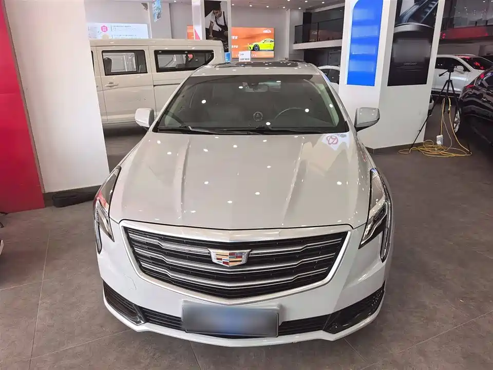 Cadillac XTS