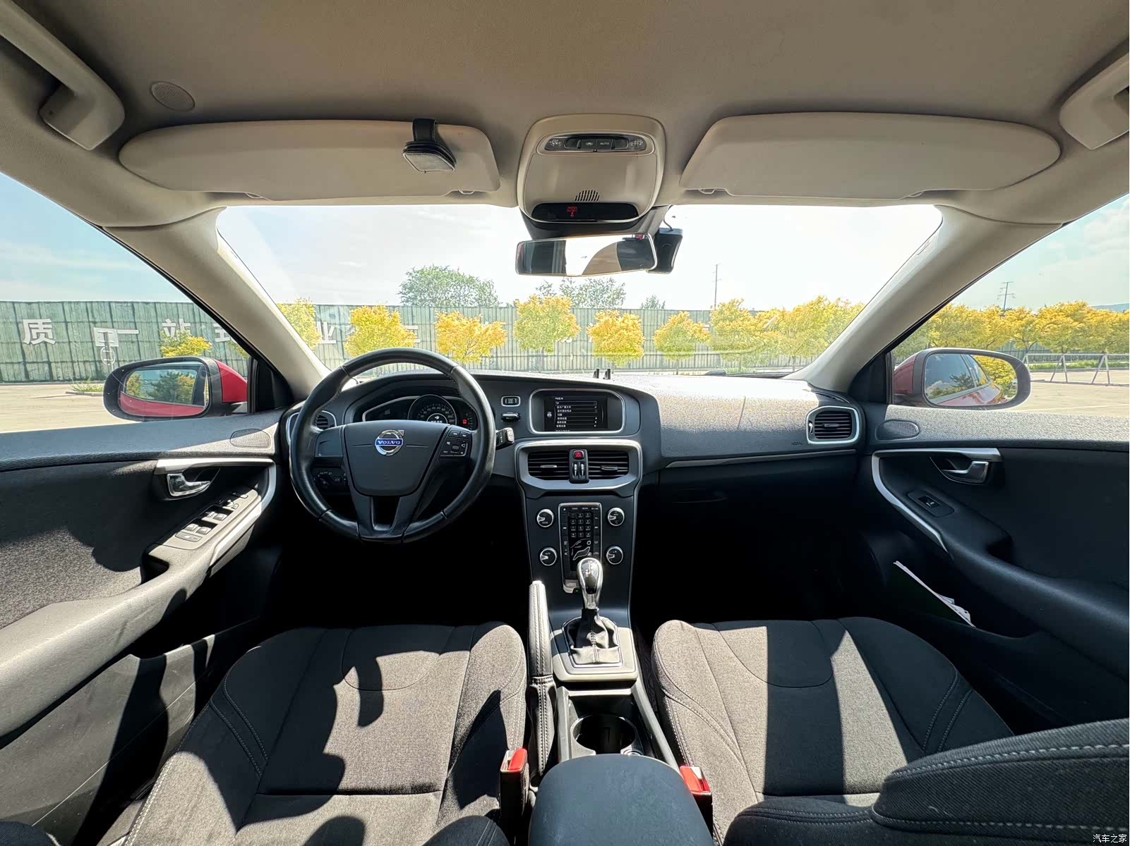 Volvo V40, 2014 14