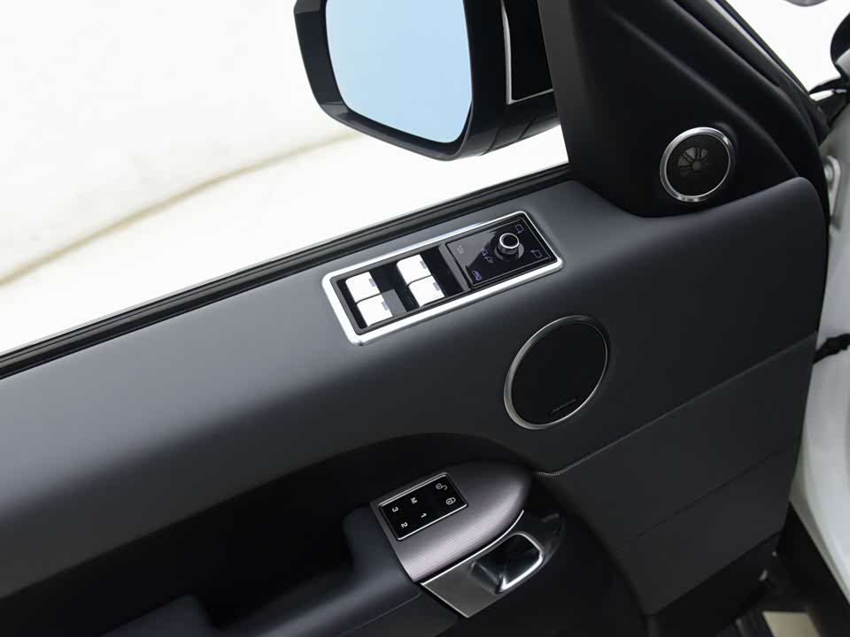 Land Rover Range Rover Sport Land Rover Range Rover Sport