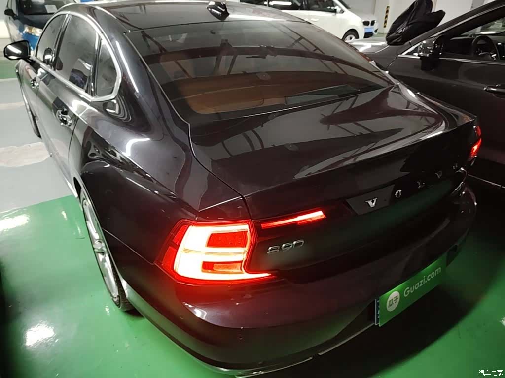 Volvo S90, 2019 все фото