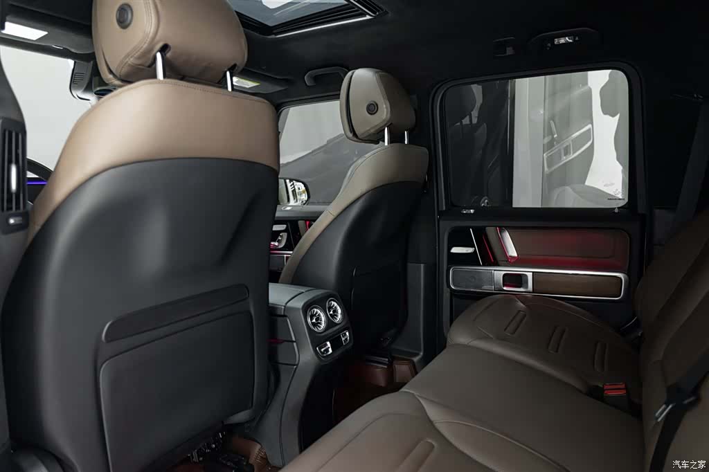 Mercedes-Benz G-Class, 2022 11