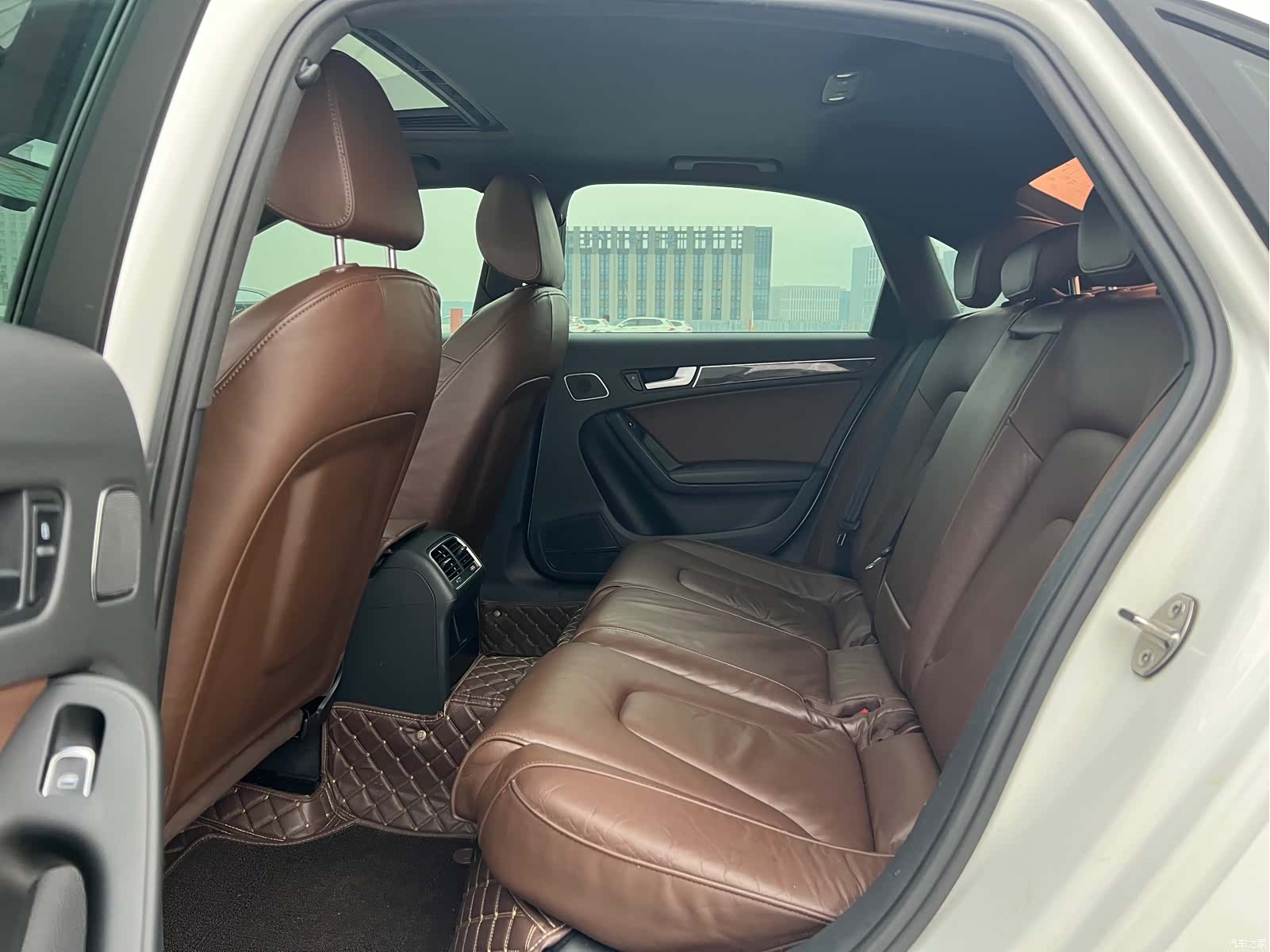 Audi A4L, 2016 9