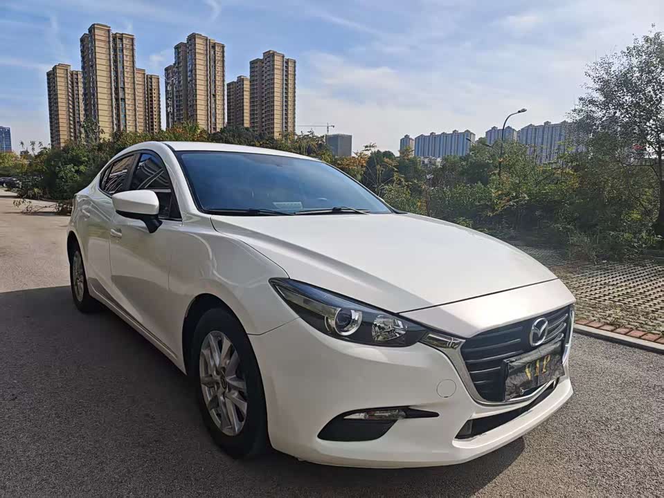 Mazda 3 Angkesaila