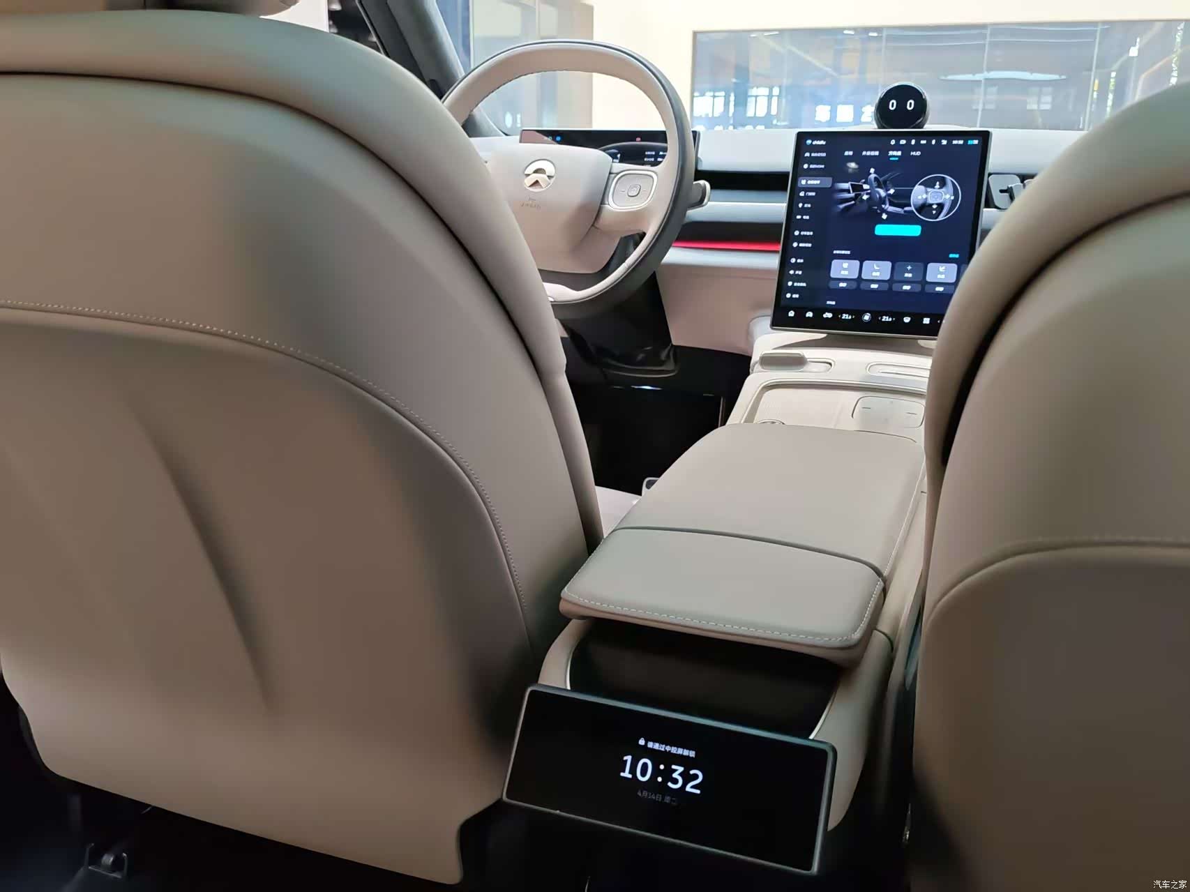 NIO ES8, 2025 18
