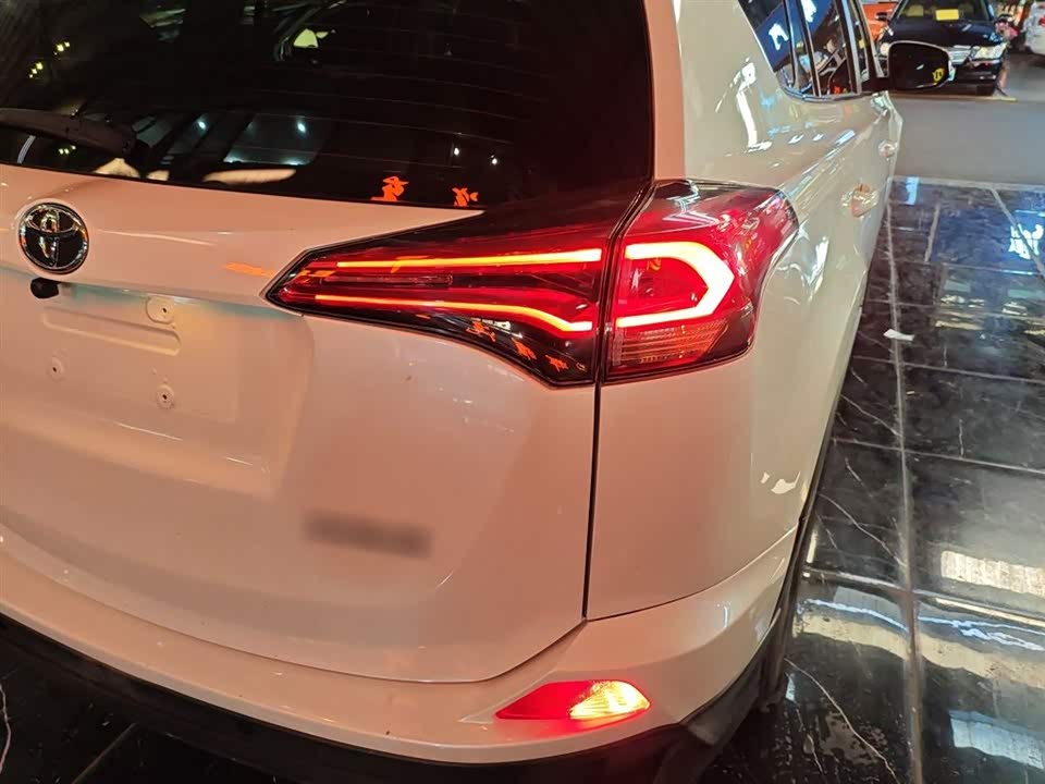 Toyota RAV4 Rongfang