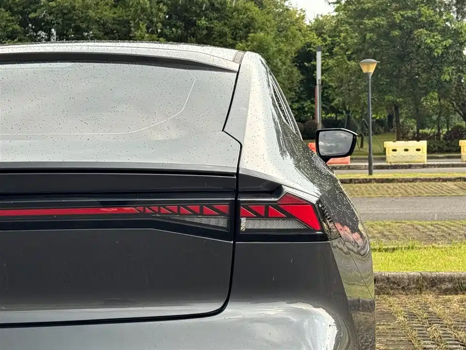 Changan UNI-V Smart iDD