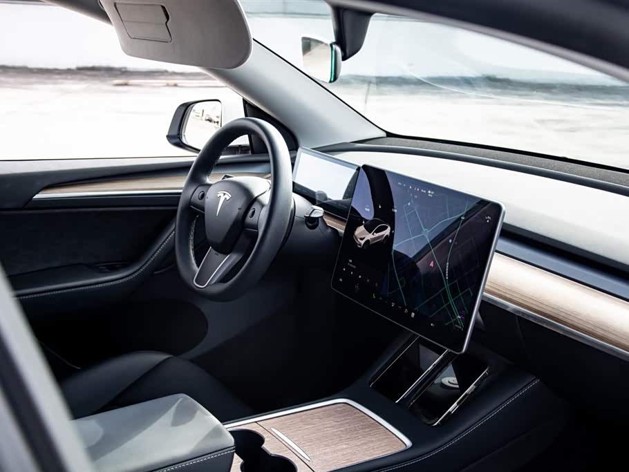 Tesla Model Y Tesla Model Y