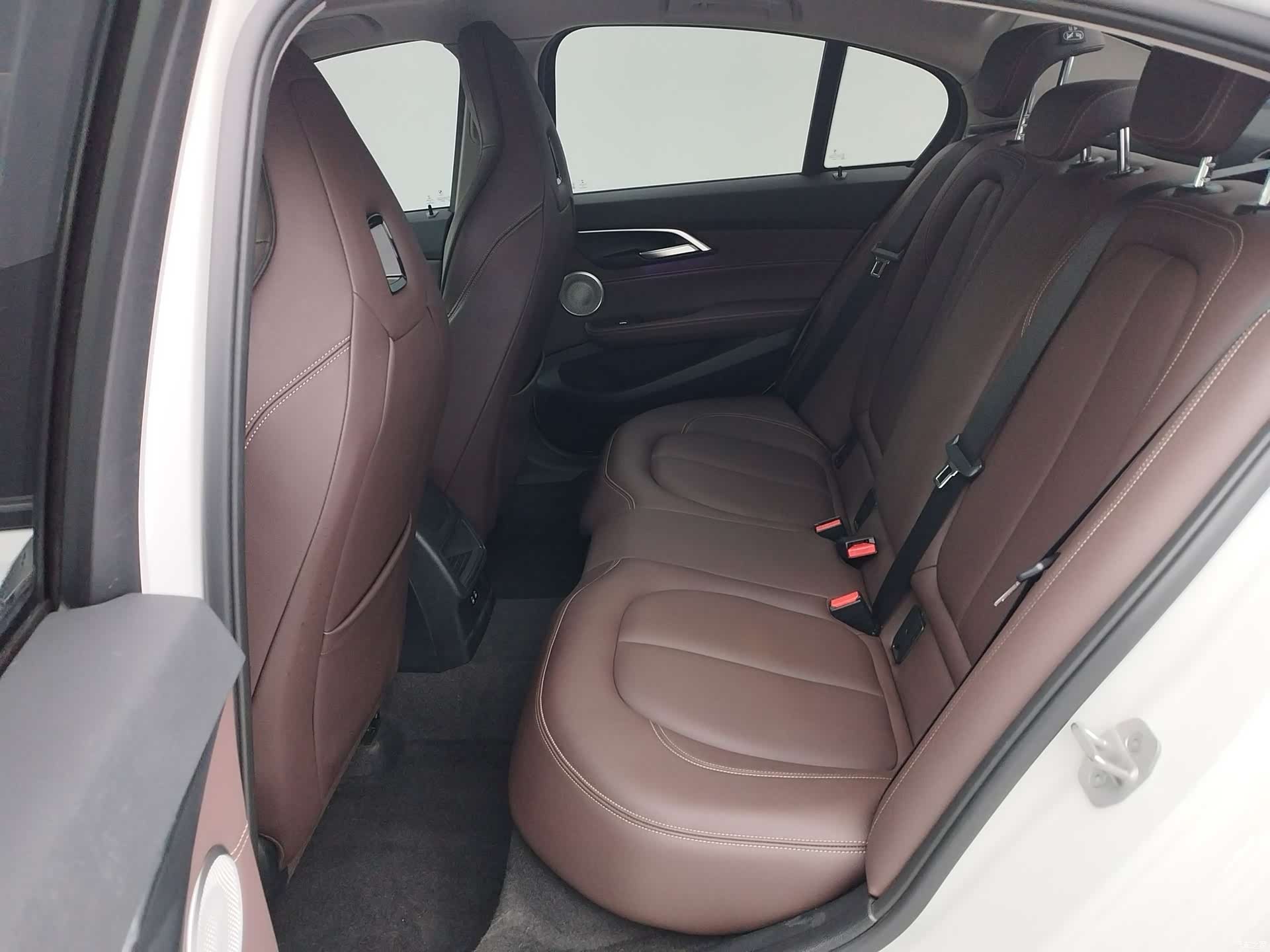 BMW 1 Series, 2023 11