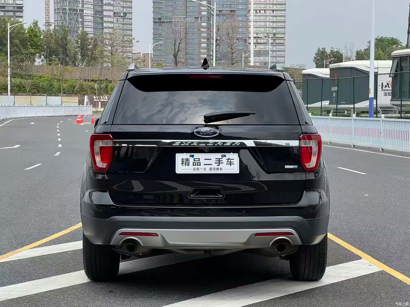 Ford Explorer, 2015 все фото