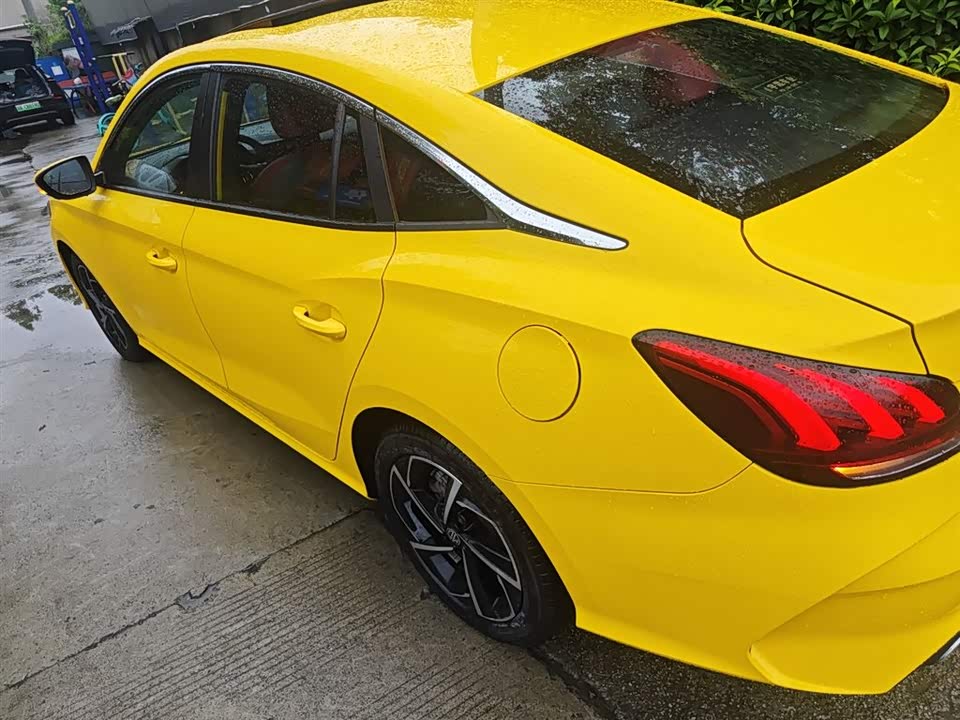 MG MG5
