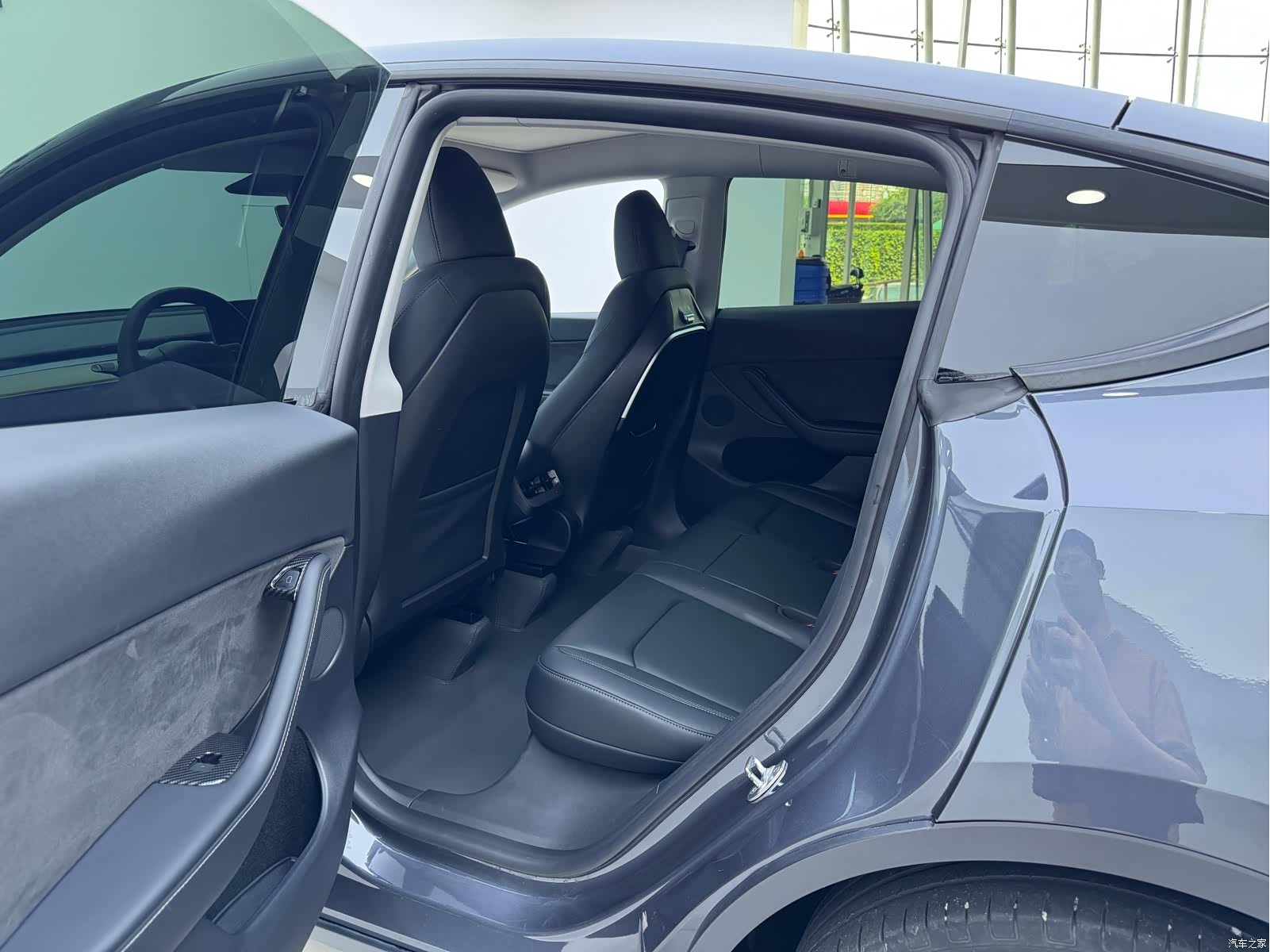 Tesla Model Y, 2022 7