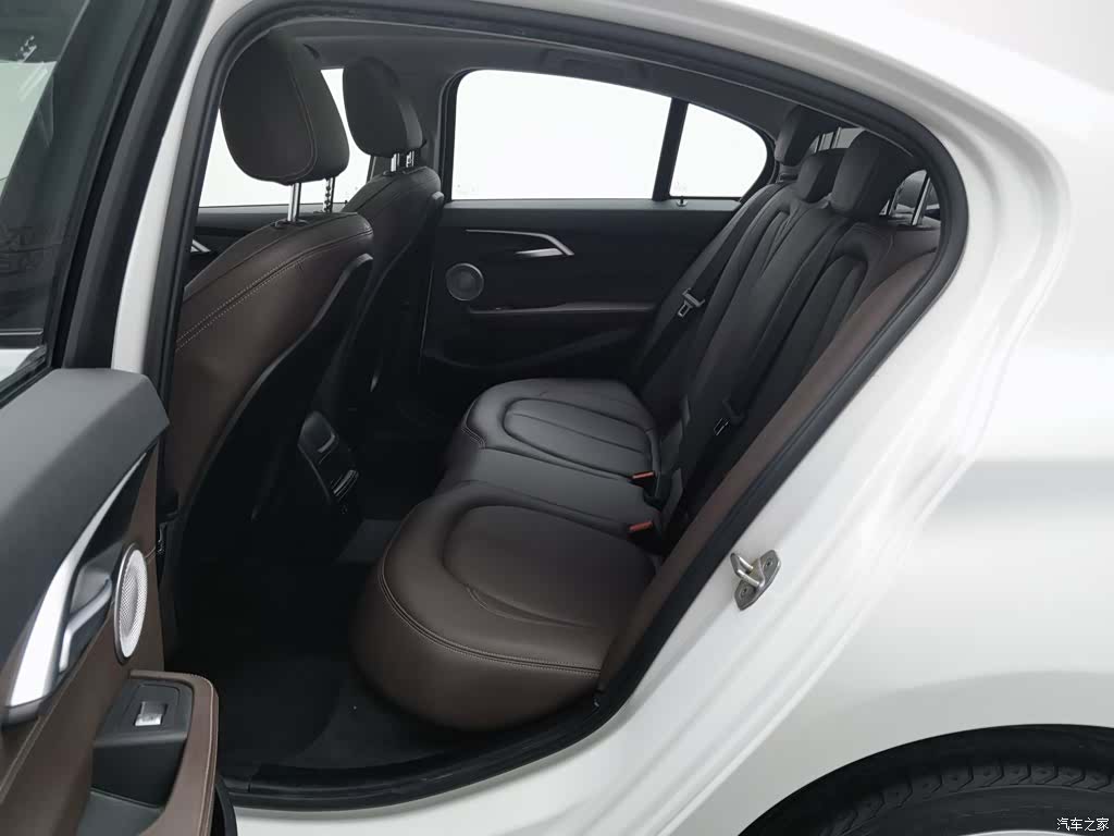 BMW 1 Series, 2021 15