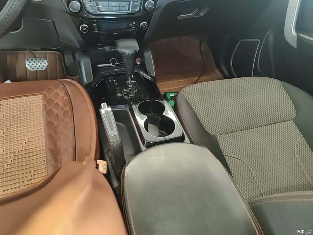 Geely GX7, 2015 14