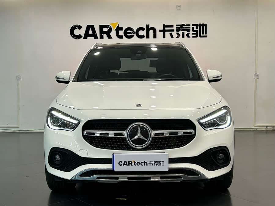 Mercedes-Benz GLA 2023, фото 3