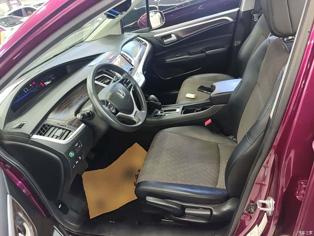 Honda Jade, 2017 15