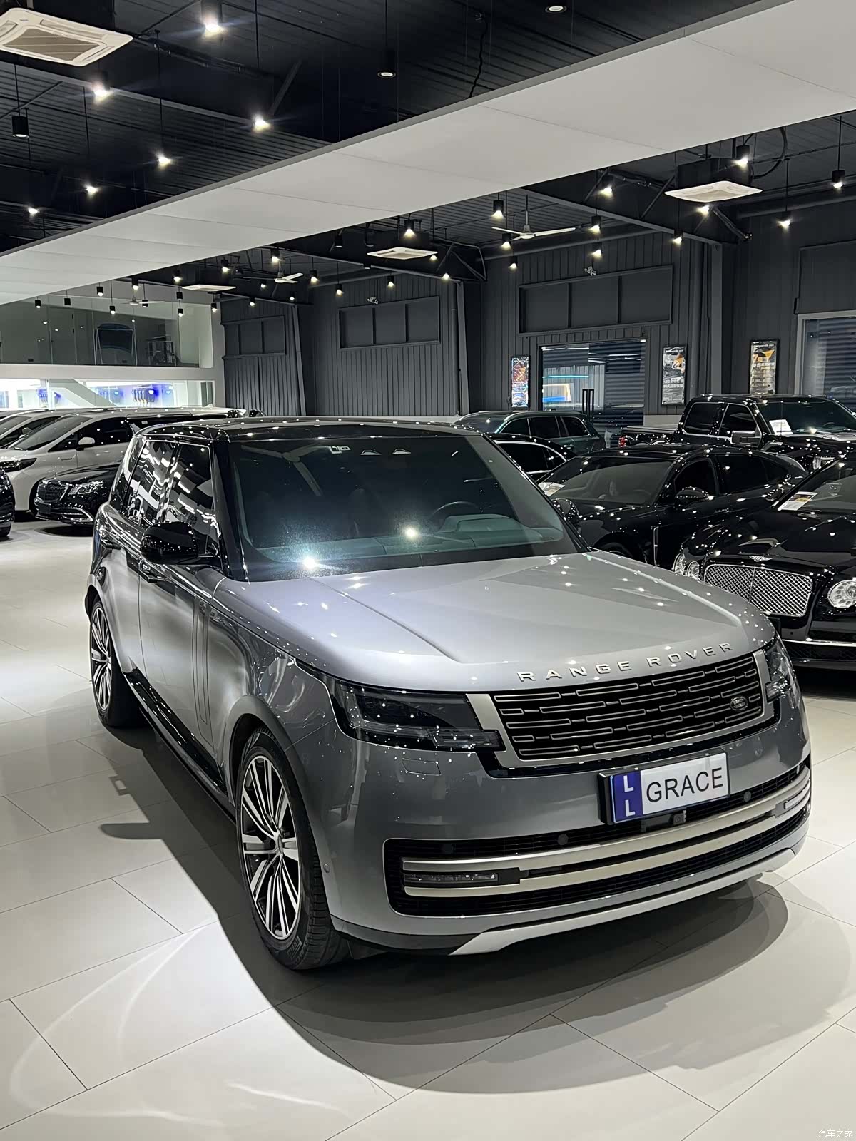 Land Rover Range Rover, 2023 3