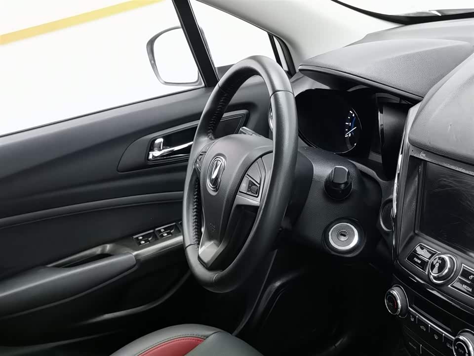 Changan CS15