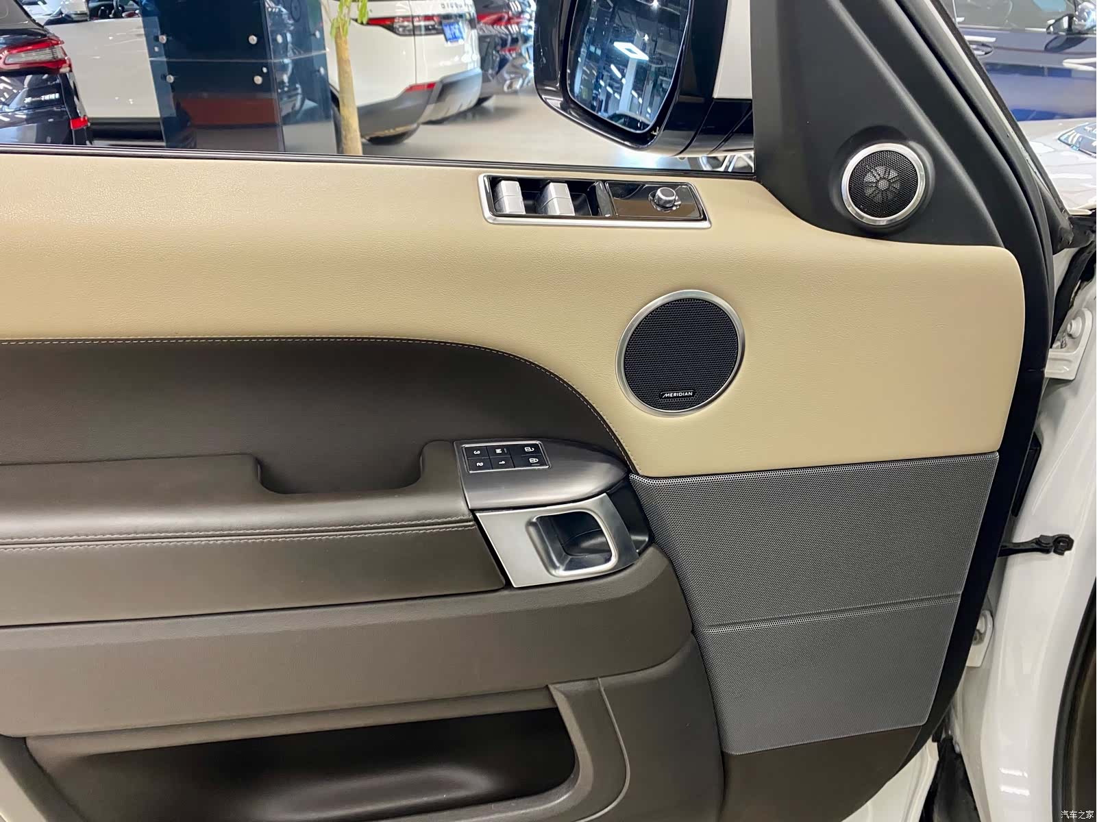 Land Rover Range Rover, 2022 14