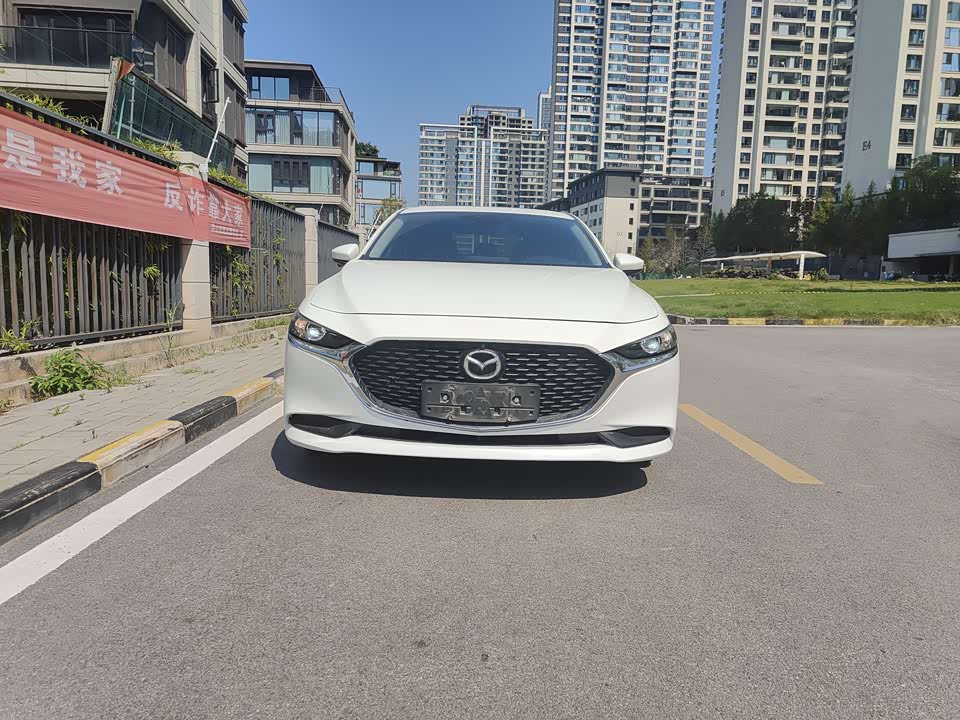 Mazda 3 Angkesaila