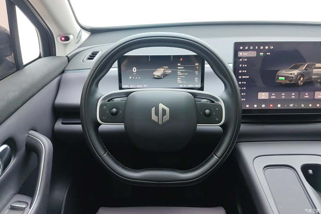 Leapmotor C16, 2024 15