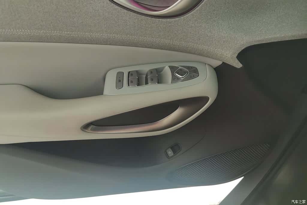 BYD HiAce, 2025 7