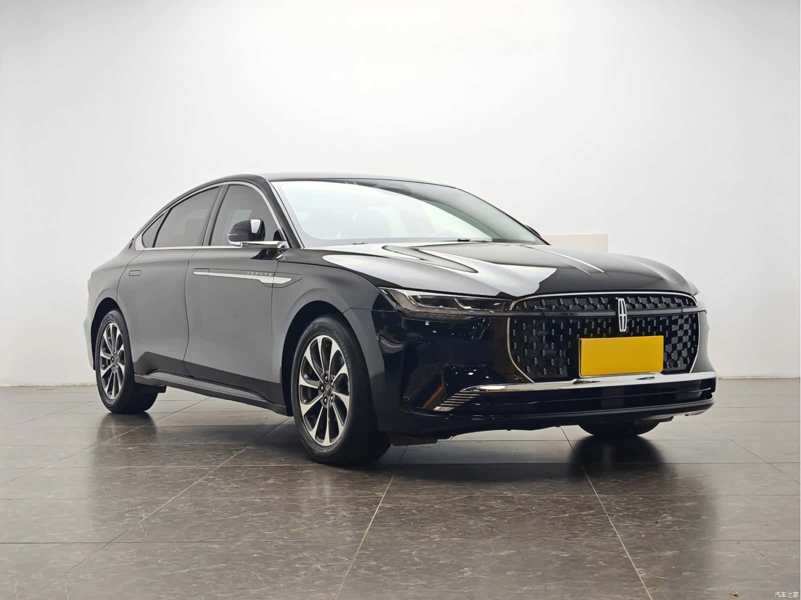 Lincoln Z, 2022 2