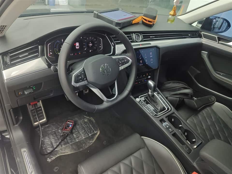 Volkswagen Magotan GTE