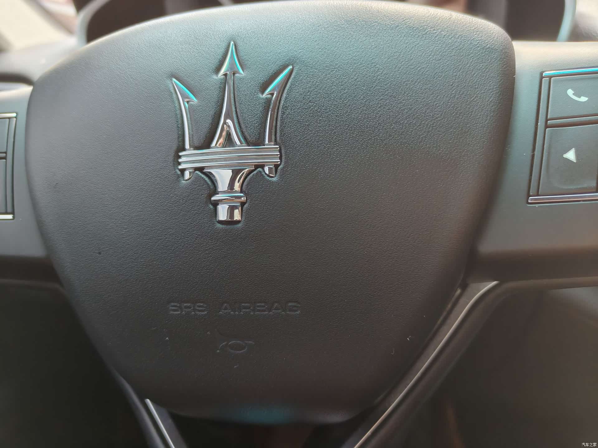 Maserati Ghibli, 2016 8