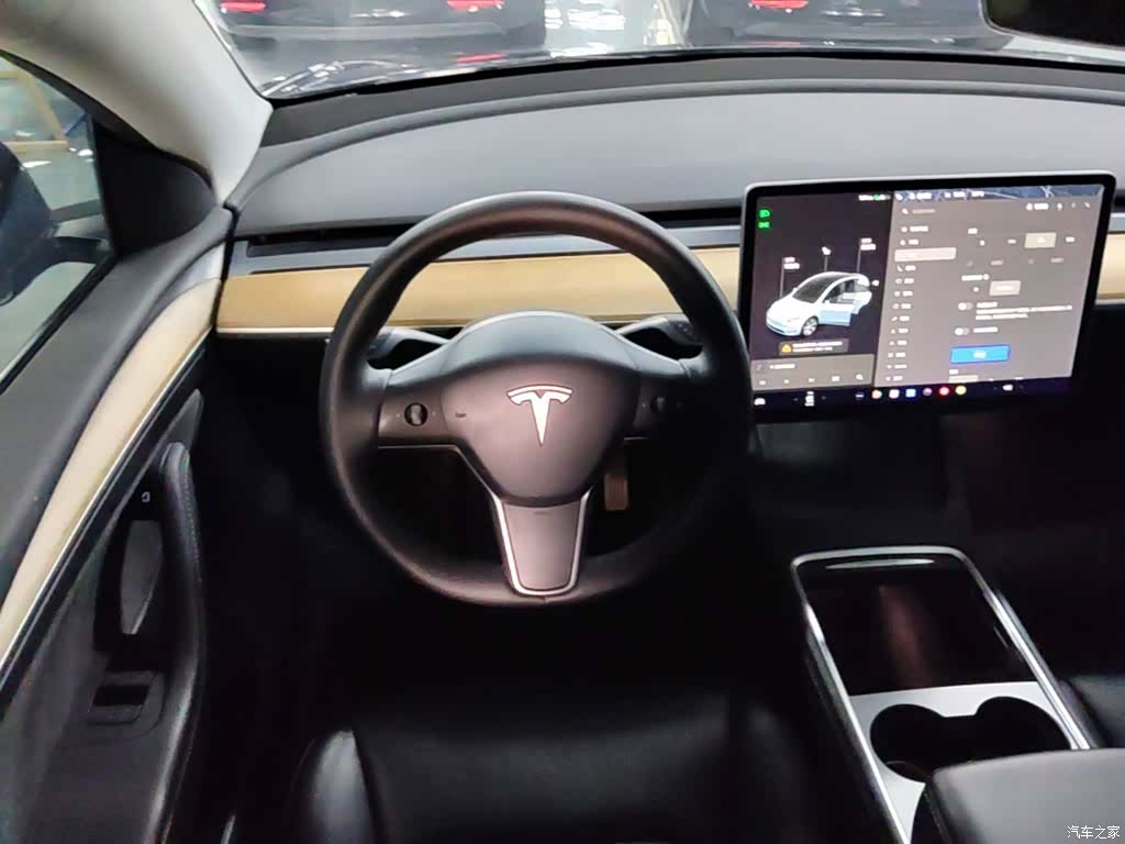 Tesla Model Y, 2021 11
