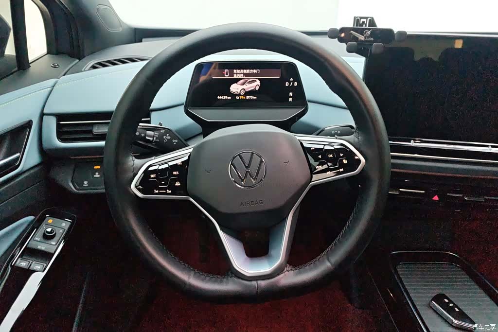Volkswagen ID.4, 2024 15