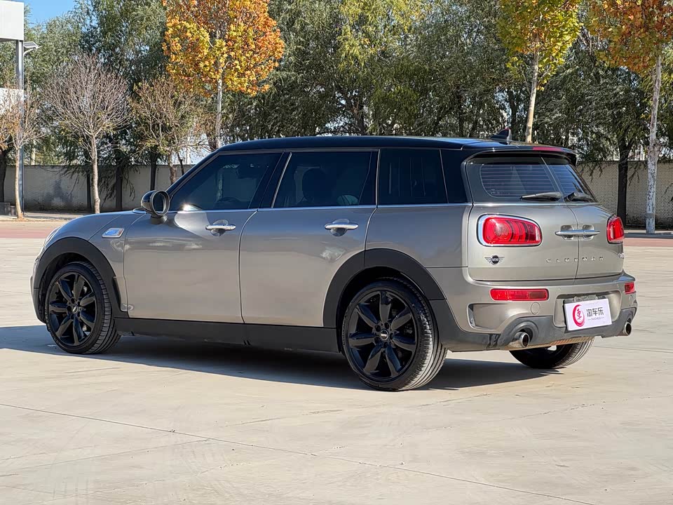 MINI CLUBMAN