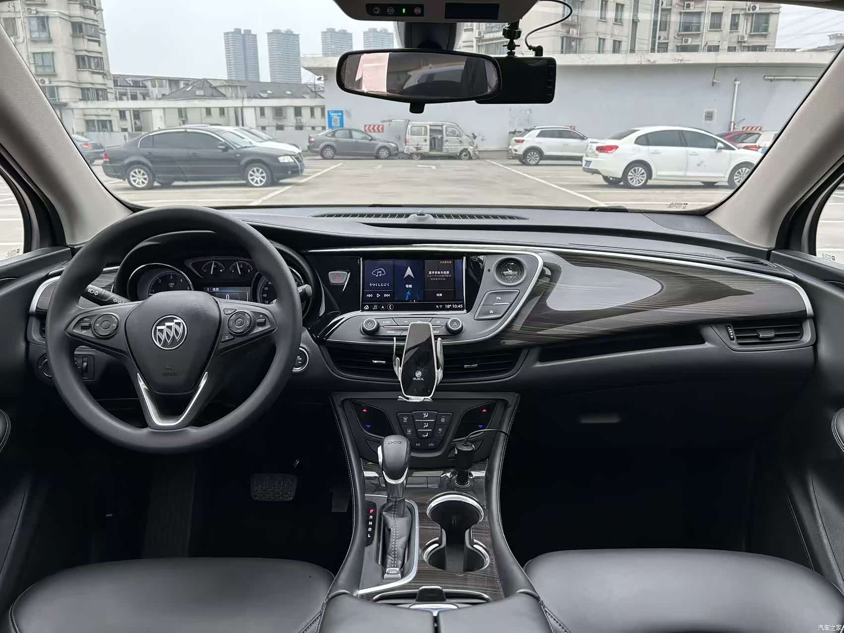 Buick Envision Plus, 2020 все фото