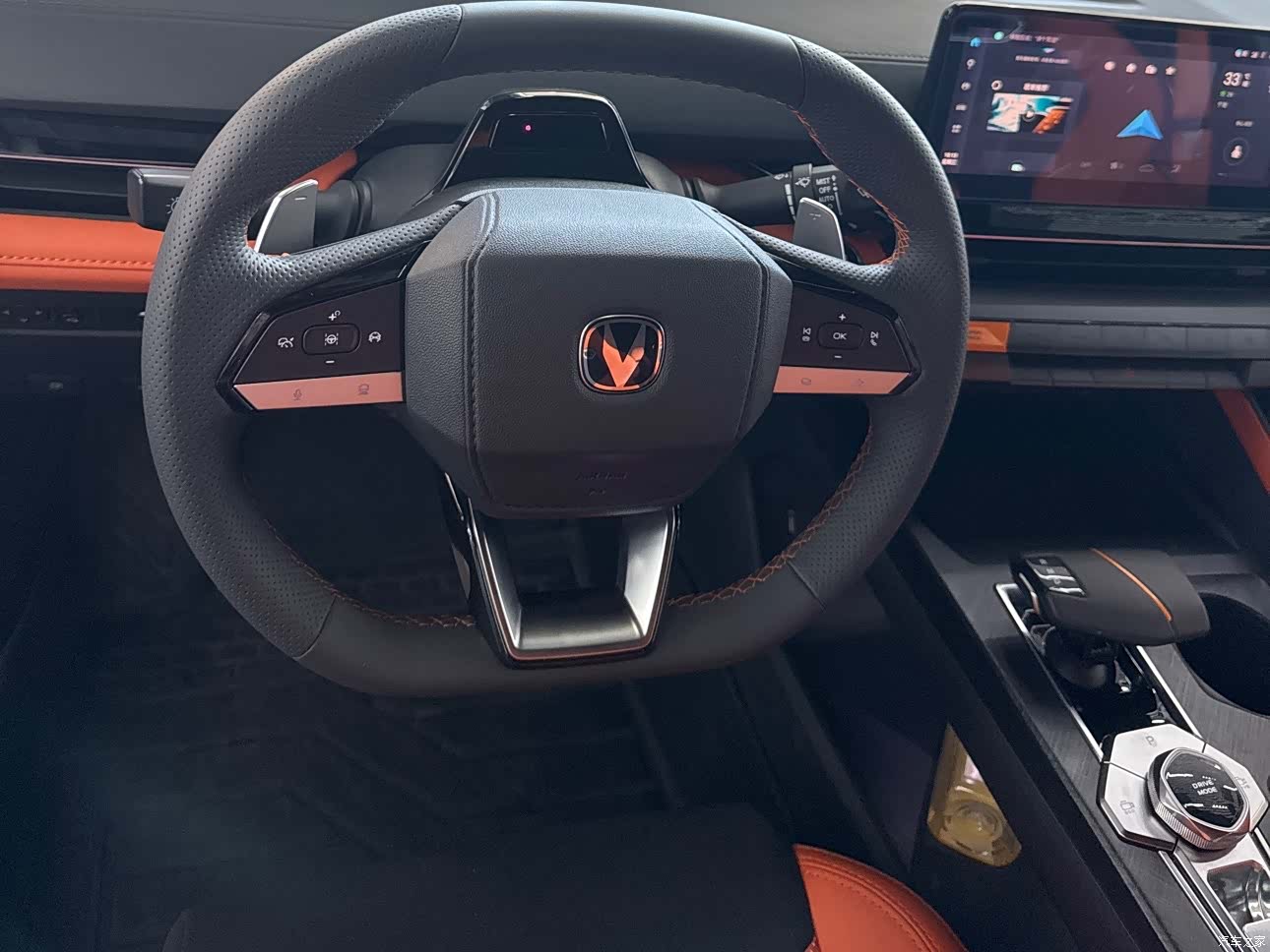 Changan UNI-V, 2023 17