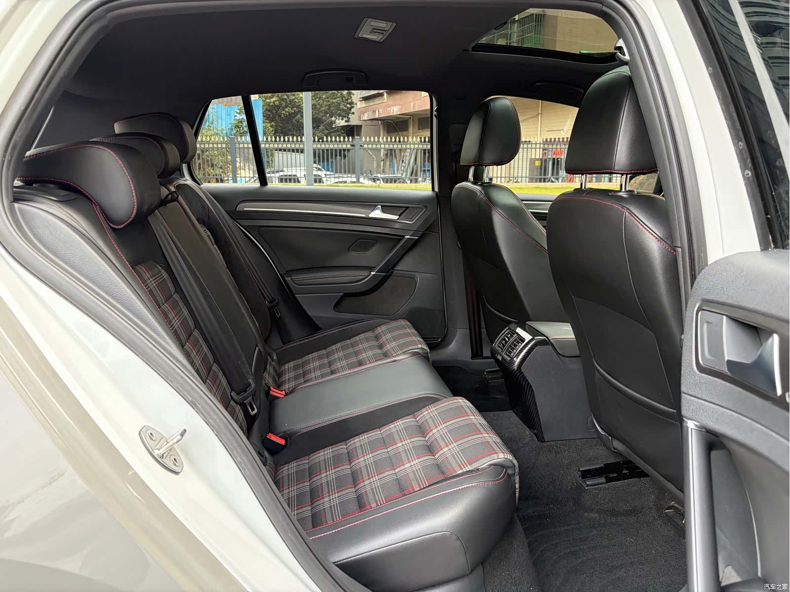 Volkswagen Golf, 2018 12