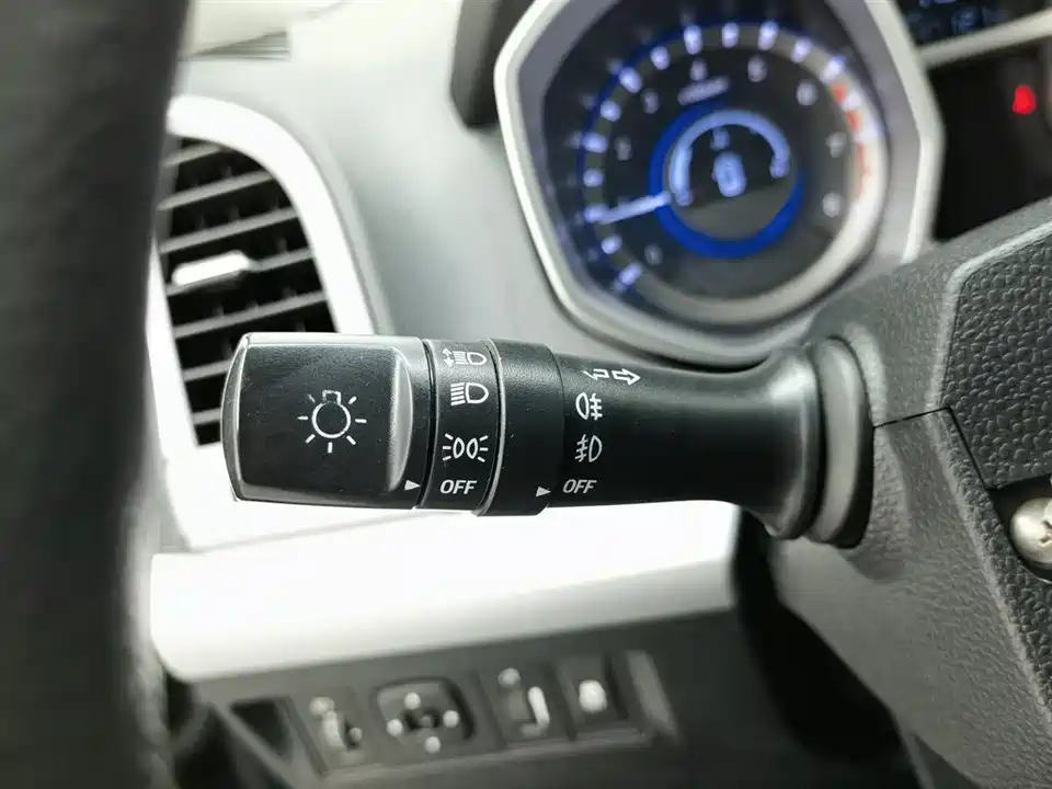 JAC Ruifeng S3