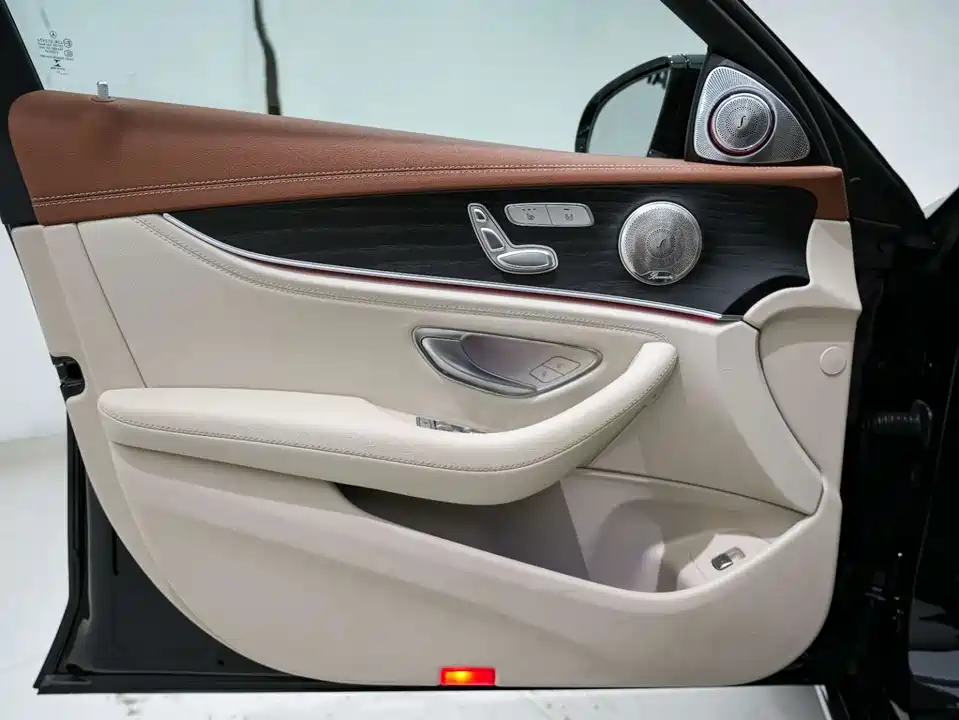 Mercedes-Benz E-class Mercedes-Benz E-class