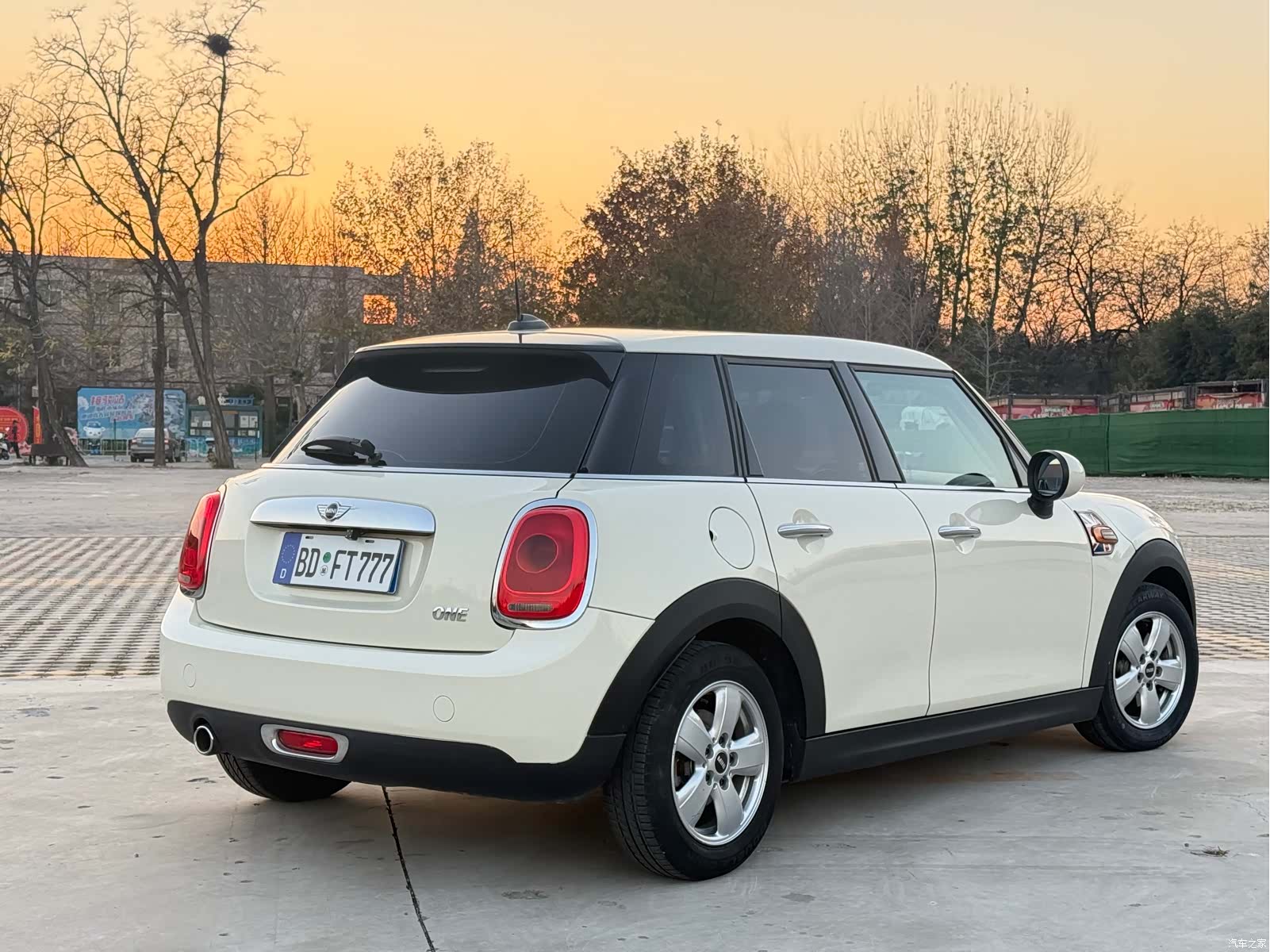 Mini ONE, 2016 3